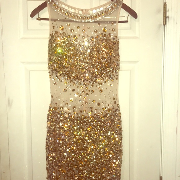 Gold Sequin Jovani prom dress size 6